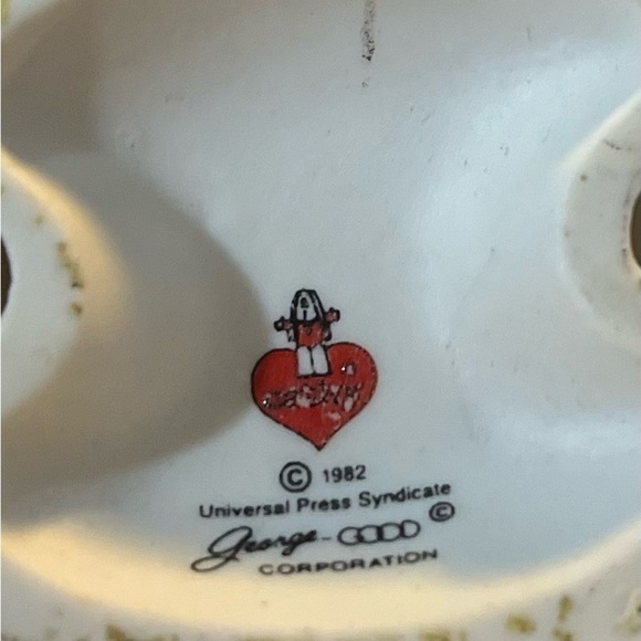 Cathy Vintage 1982 Cartoon Figurine Donuts The Legs Can’t Accelerate When The - Picture 3 of 3